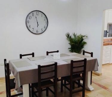 Guayaquil Apartment | Large 2-Bedroom Apartment, close to the American Consulate