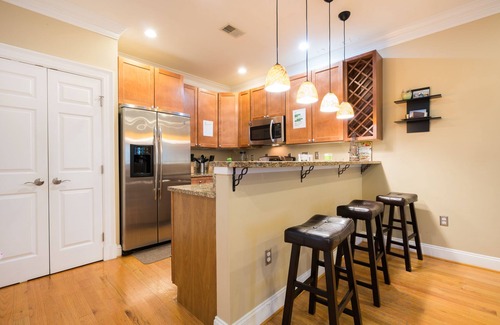 Bloomingdale House | Large 2BR 2.5 BA Downtown DC