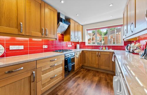 Girton House | Large 4-bed House in Cambridge - Garden