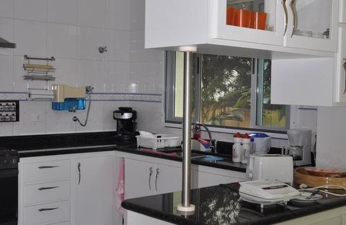 Baleia House | Large, airy, well-lit luxury beach house