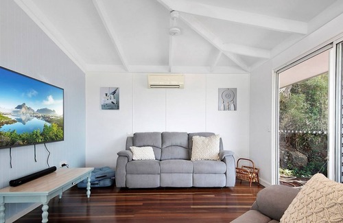 Yeppoon House | Large and lovely, awesome views and outlook!