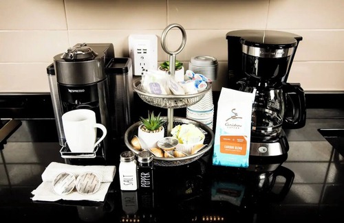 Fremont Condo | Large and Luxurious 2-bedroom condo in Downtown Fremont with AC, WiFi