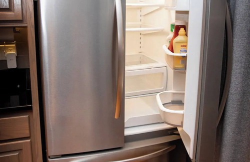 Fremont Condo | Large and Luxurious 2-bedroom condo in Downtown Fremont with AC, WiFi