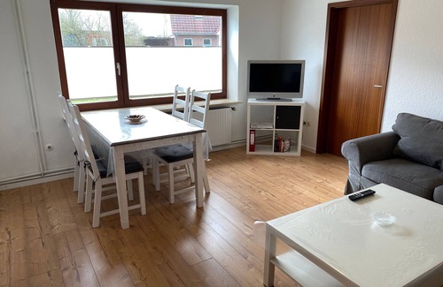 Dorpstedt Apartment | Large apartment 1 - Falkenhagen: vacation apartments and canoe rental