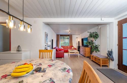 Nuegg House | Large Apartment In The Vacation Center Whirlpool
