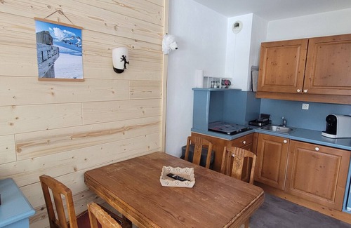 Valfrejus Apartment | Large apt for 4 pers ski-in ski-out