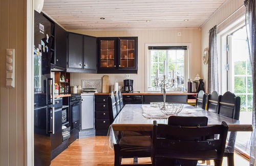 Kvinesdal House | Large, beautiful wooden house a few kilometers from the mining town of Knaben.