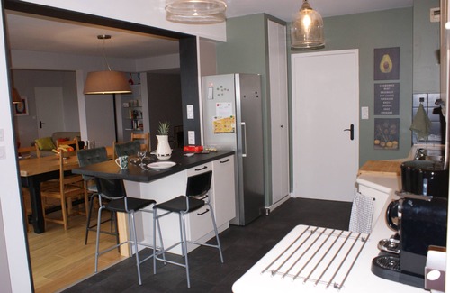 Rodez Apartment | Large, bright, quiet apartment, not overlooked, close to town center.
