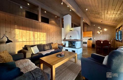 Ringsaker House | Large cabin at Sjusjøen with sauna, fireplace, view and cross-country skiing