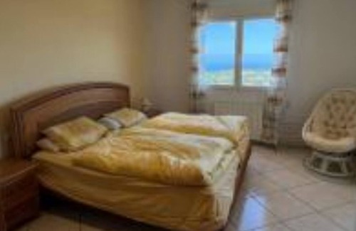 Altea la Vella Ski Chalet | Large chalet with private pool