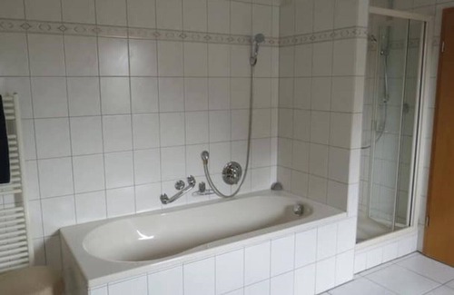 Rodenbach Apartment | Large comfort apartment (1,377 sq feet)