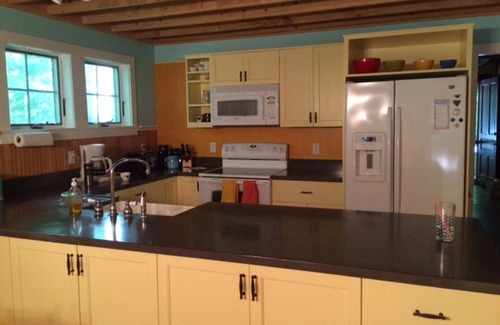 Frankfort House | Large Crystalia Cottage along Famous M22 Vacation Corridor