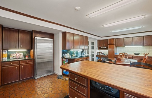 Hanover House | Large Dartmouth Home w/Hot Tub-Perfect for alumni, future students, or a nice weekend getaway!