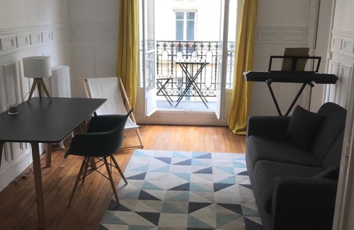 Saint-Lambert Apartment | Large family 3 rooms apartment (60m2), next to metro Convention
