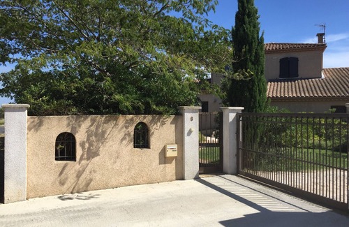 Vendres House | Large family friendly home with pool & beautiful garden, close to beach & shops.