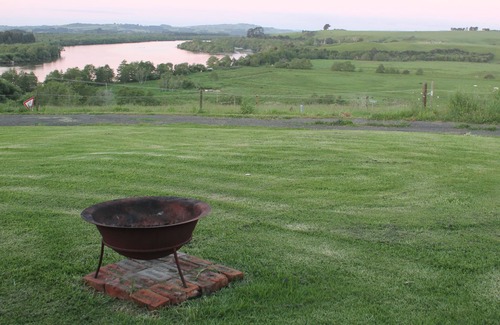 Franklin District House | Large Family Home In A Great Location with Uninterrupted Water Views
