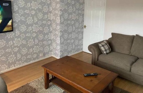Newcastle-upon-Tyne House | Large fully equipped and comfortable 3 Bedroom House in Westerhope