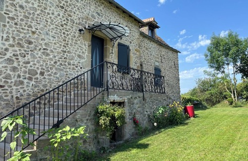 Drulhe House | Large gîte in Aveyron sleeps 10