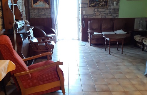 Bournazel House | Large home for family and friends