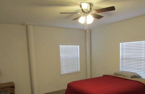 Pointblank House | Large home near Lake Livingston, 2 kitchens!