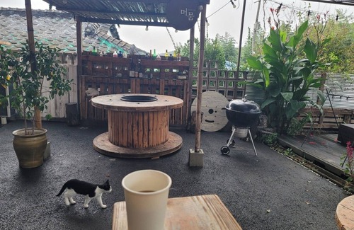 Chilgok House | Large House for Family Short Term Weekday Rental, Modernized