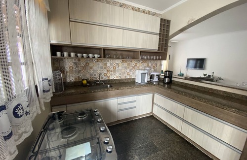 Itanhaem House | LARGE HOUSE IN ITANHAEM, 6 BEDROOMS 150 METERS FROM THE BEACH