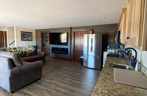 New Lisbon House | Large Multifamily Beach Front Lake Home Near WI Dells