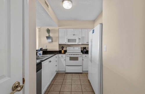 Golden Mile Condo | Large Oceanfront 3 Bed/3 Bath Unit - by Luxury Beach Rentals