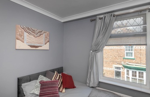 Hartlepool House | Large Parade Coastal House