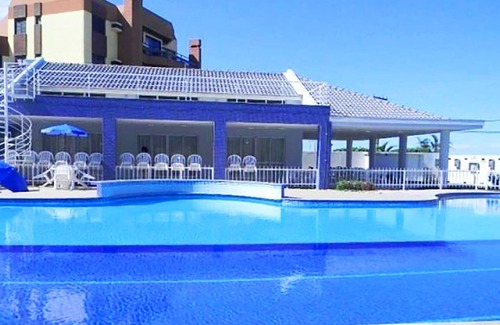 Ingleses Norte Apartment | Large penthouse with private pool facing the sea