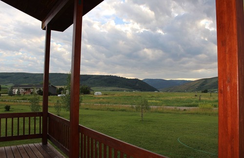 Auburn Cabin | Large Private Cabin Retreat - Star Valley, WY. Fishing, Hiking, Jackson Hole