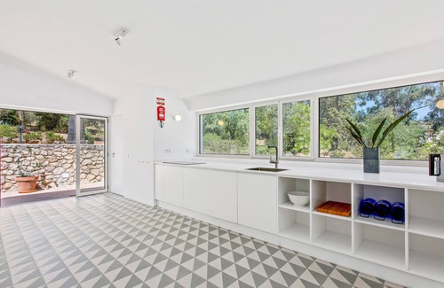 Albardeira Villa | Large private family design villa with direct access nature and 500m beach
