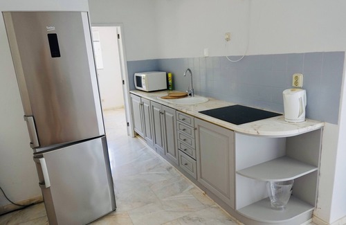 Albardeira Villa | Large private family design villa with direct access nature and 500m beach