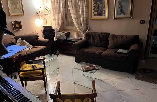 Rione Sanita House | Large room with private bathroom in apartment shared with host