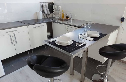 Ecquevilly Apartment | Large Studio of more than 50 m2 rented in full near Paris