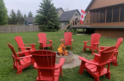 Central Huron Cottage | Large Stunning Cottage - Beach access to beautiful Lake Huron