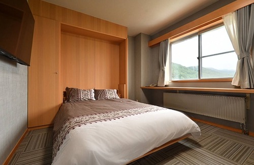 Shiga Highlands Hotel | Large Twin Western Style vs | 1 night with 2 me/Shimotakai-gun Nagano
