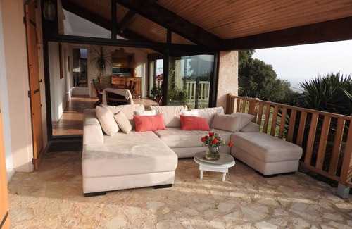 Llauro House | Large villa, 7 people, 4 bedrooms, very quiet, swimming pool, sea and mountain views