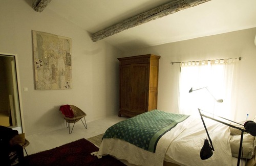 Marsillargues House | Large village house with pool and patio