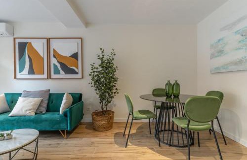 Almenara Apartment | Large with terrace- 2Bd 1,5Bth- Plaza Castilla