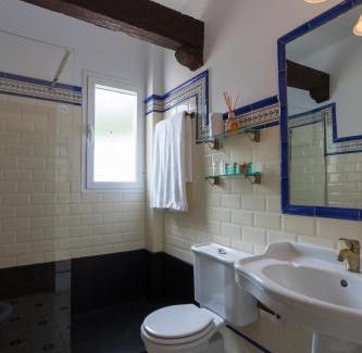 Arbuniel House | Las Aguas del Arbuniel con Pista de Pádel