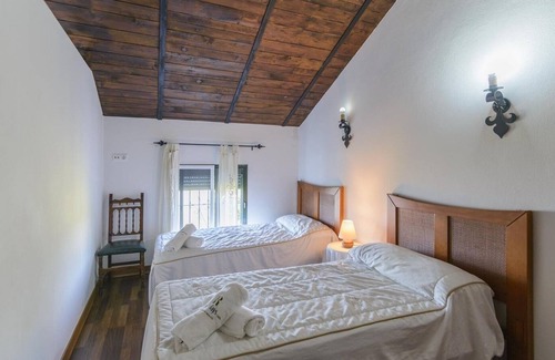 El Bosque Villa | Las Cuevas del Bosque - La Era by Ruralidays