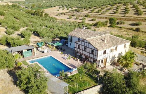 Algarinejo Apartment | Las Marrojas, secluded Tudor country cottage