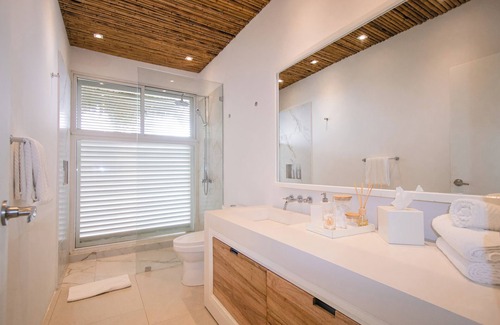 Puerto Cayo Resort | Las Tanusas Retreat & SPA