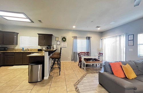 Las Vegas House | Las Vegas Home with Pool and optional pool heating