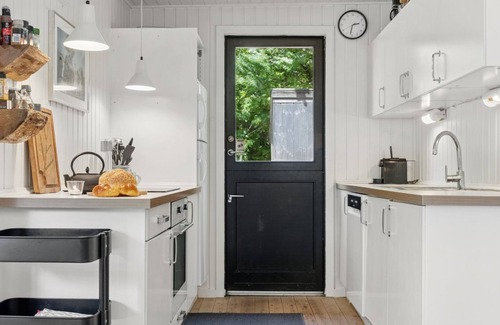 Udsholt House | "Lasse" - 1.5km from the sea by Interhome