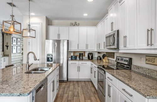 West Kissimmee Villa | Last Minute Disney Getaway! Villa with Private Pool & Hot Tub. Book Now! #65993