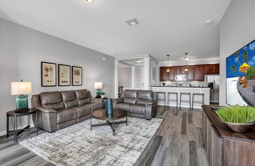 Florida Central Atlantic Coast Apartment | Last Minute Disney Getaway! Luxury Condo with Private Balcony. Book Now! #39462