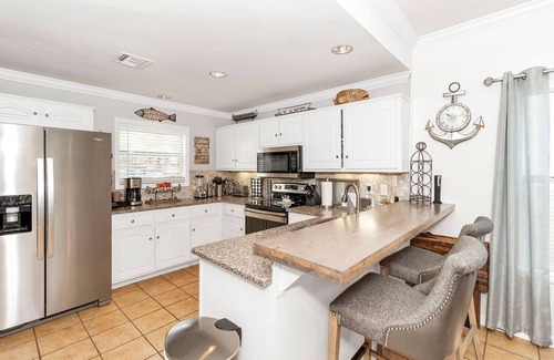 Dadeville Condo | Last minute opening for 4th of July week!