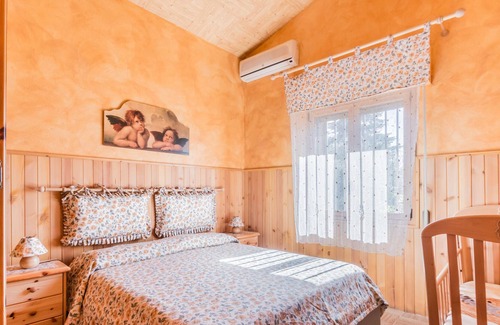 Noto Villa | "Laura's Cottage" with pool, parking and wi.fi